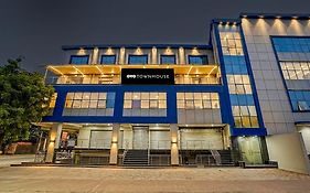 Townhouse Hotel The Royal Orchid
